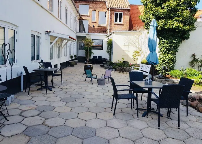 Sverres Hotel 2*